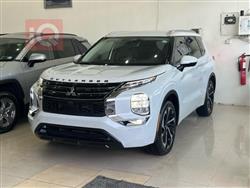 ميتسوبيشي اوتلاندر